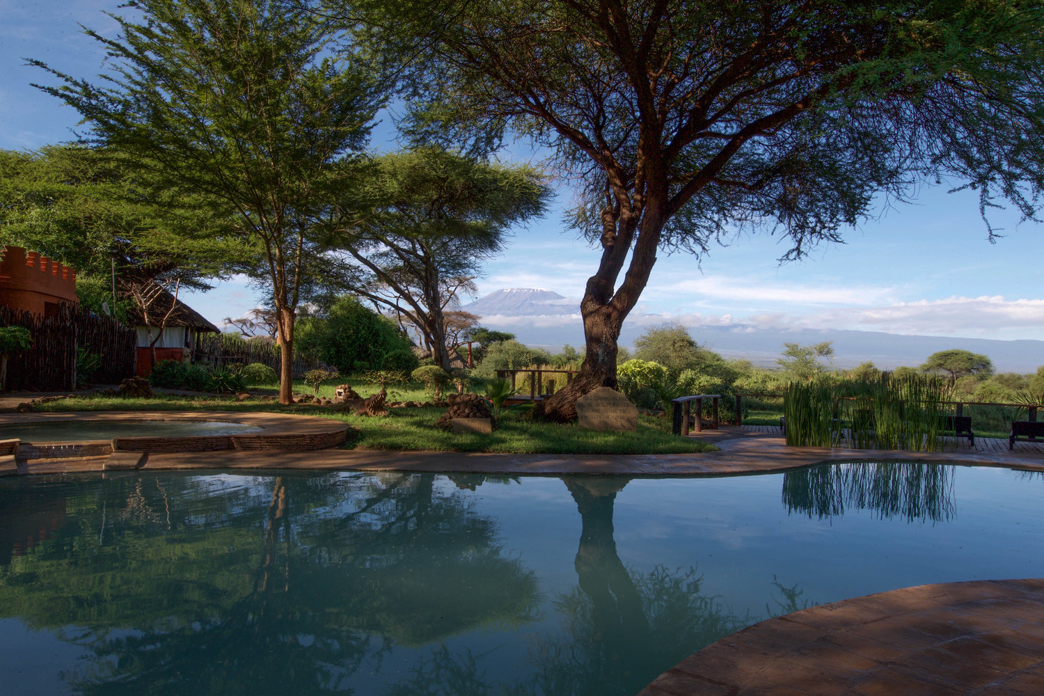 Tawi Lodge thumbnail 2